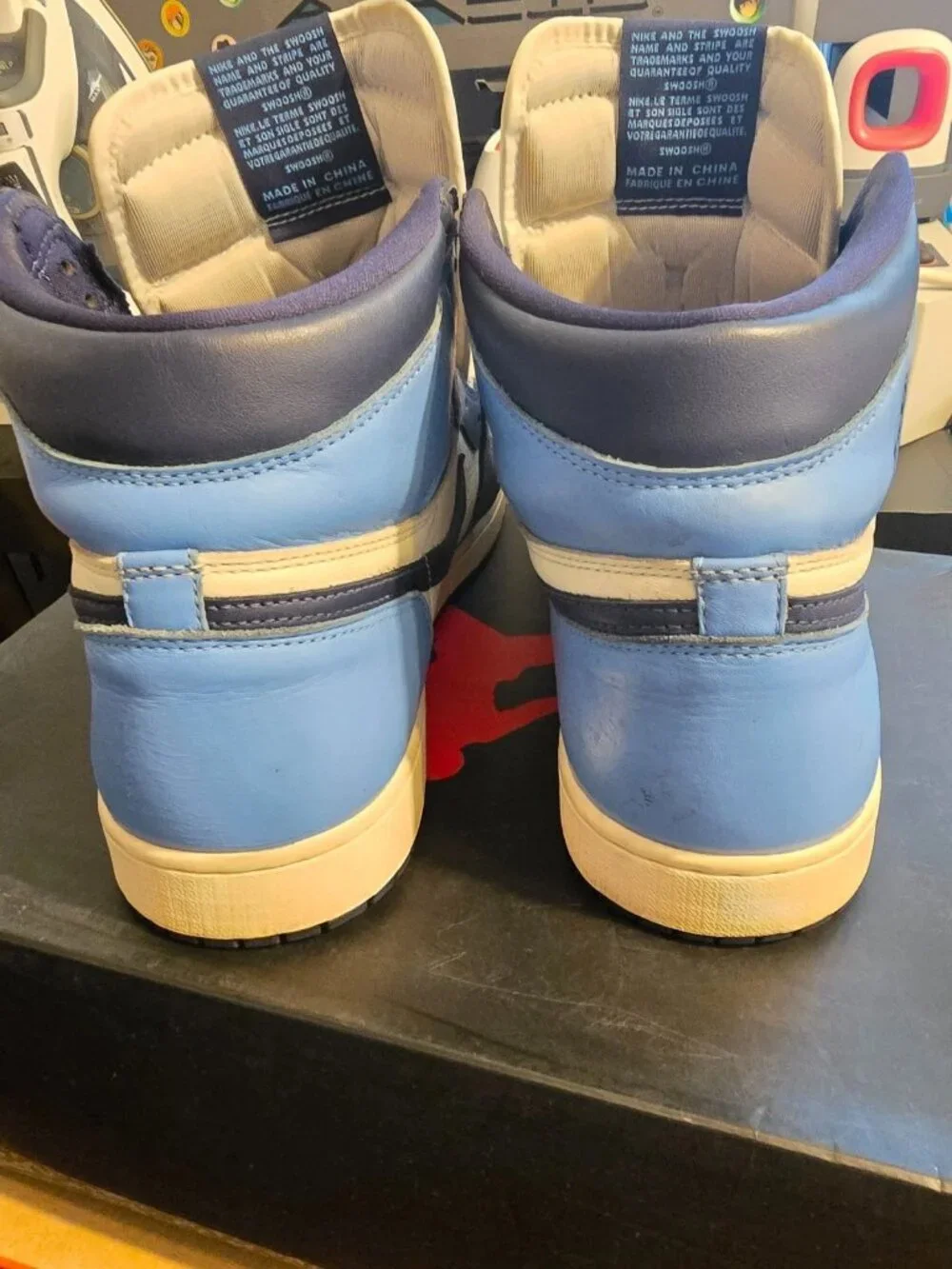Jordan 1 Retro OG High Obsidian UNC 2019, 666088-140